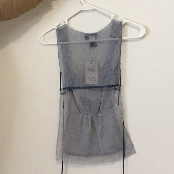 Sheer top, backless bottom half - Picture 3 of 3